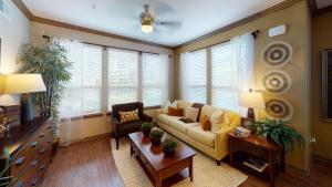 Two-Bedroom-Apartment-Live-Oak-Living-Room